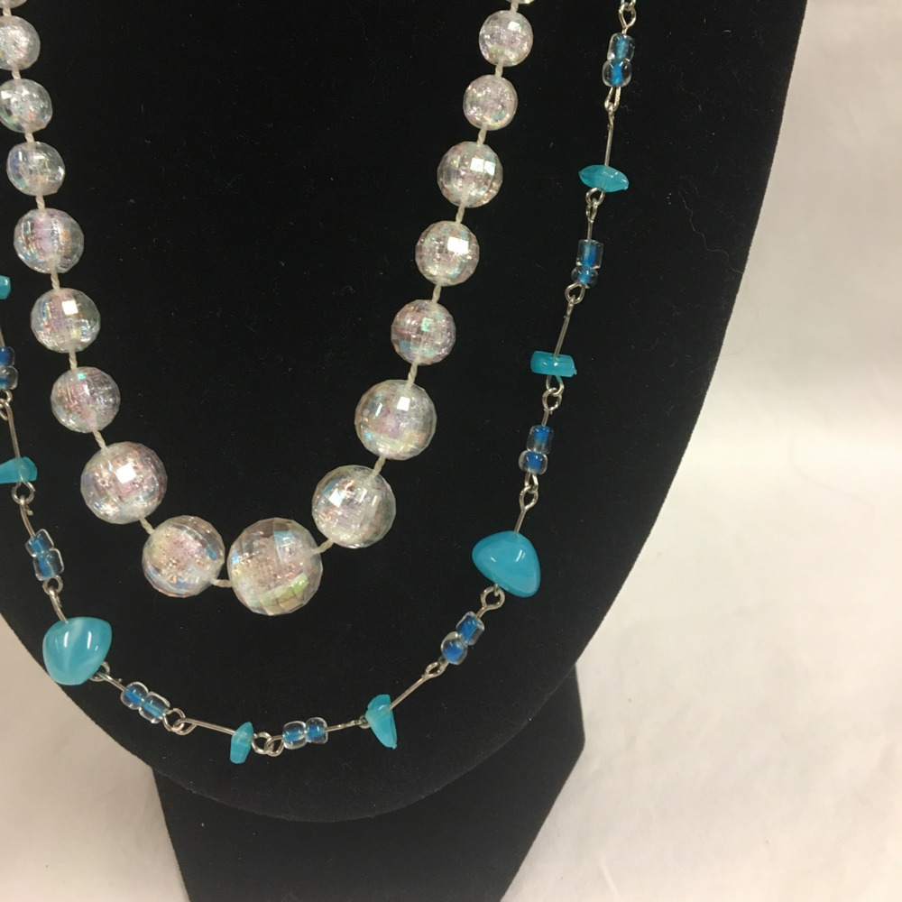 + Two Necklaces Bundle - Picture 2 of 3